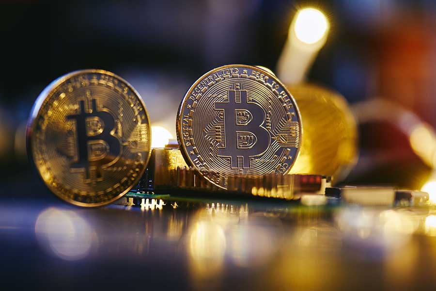 Welcome to the Digital Currency Revolution: Embracing a Cashless Future